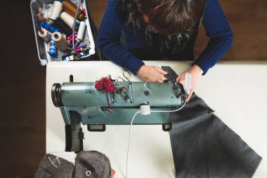 Terzi dikiş makinesi