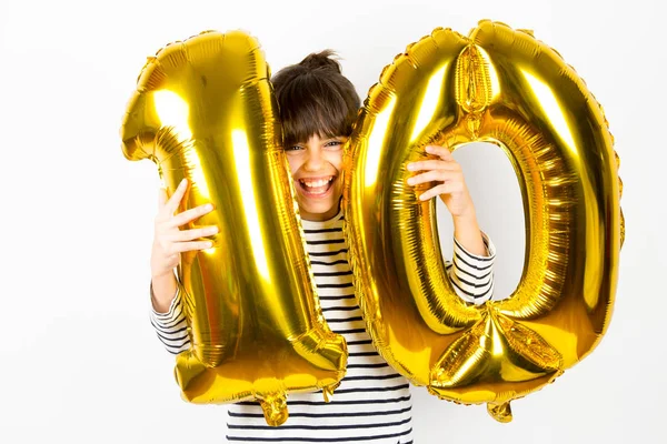 Diez cumpleaños fiesta chica con globos de oro —  Fotos de Stock
