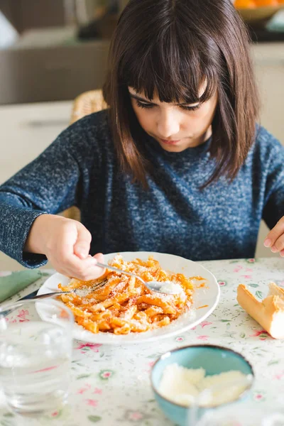 La pasta con queso es la mejor — Foto de Stock