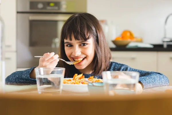 Sua comida favorita é massa — Fotografia de Stock