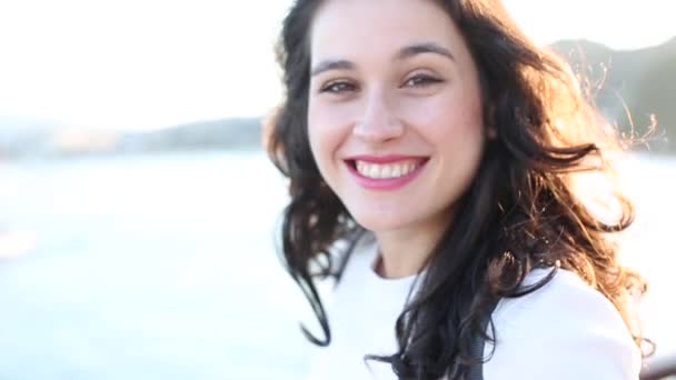 Portrait Pretty Young Woman Turning Smiling Camera While Enjoying Sun — Stock Video