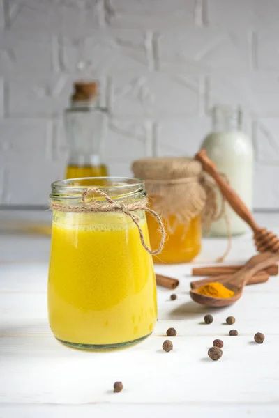Zutaten Für Ein Gesundes Getränk Aus Goldener Milch Kurkuma Honig — Stockfoto
