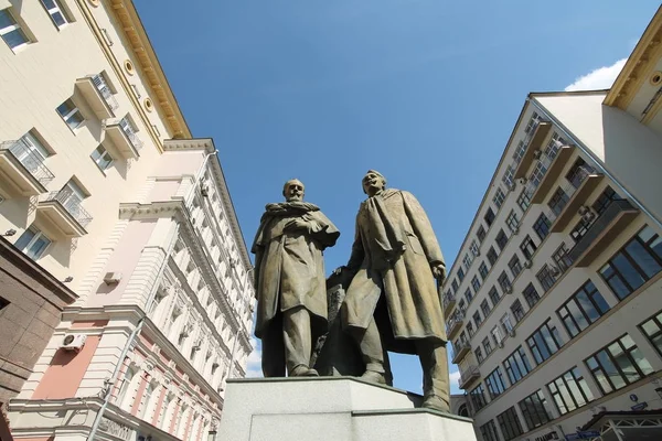 Памятник Немировичу Данченко — стоковое фото