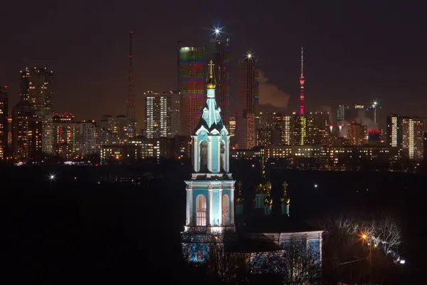 Moskou Stad Nacht Uitzicht Vanaf Krylatsky Heuvels Naar Orthodoxe Kerk — Stockfoto