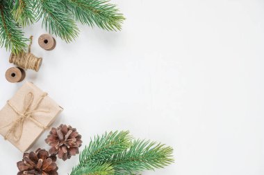 beyaz zemin üzerinde Noel çerçeve