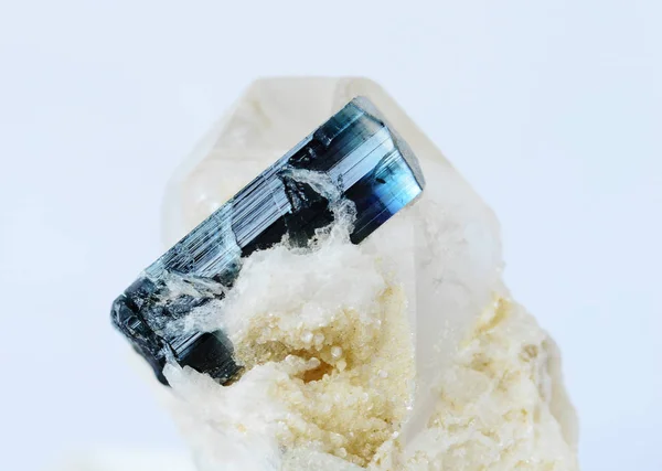 Gemstone blue tourmaline indigolite — Stock Photo, Image