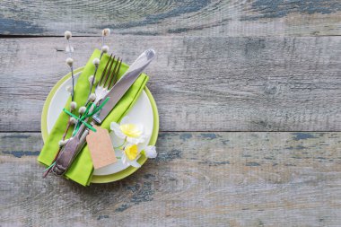 Retro-style şenlikli Paskalya tablosu