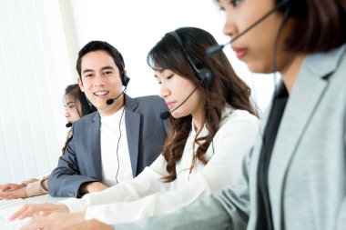 Merkezi (telemarketer veya işleç) ekibi ara