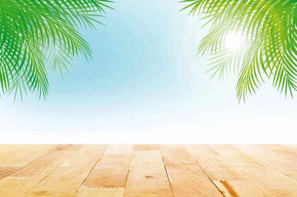 Mesa de madera sobre fondo cielo tropical de verano con coco verde —  Fotos de Stock