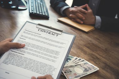 Para, Japonca yen banknotlar ile sözleşme imzalama işadamı,