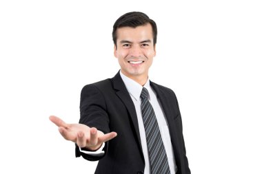 Boş açılış el ile gülümseyen iş adamı 