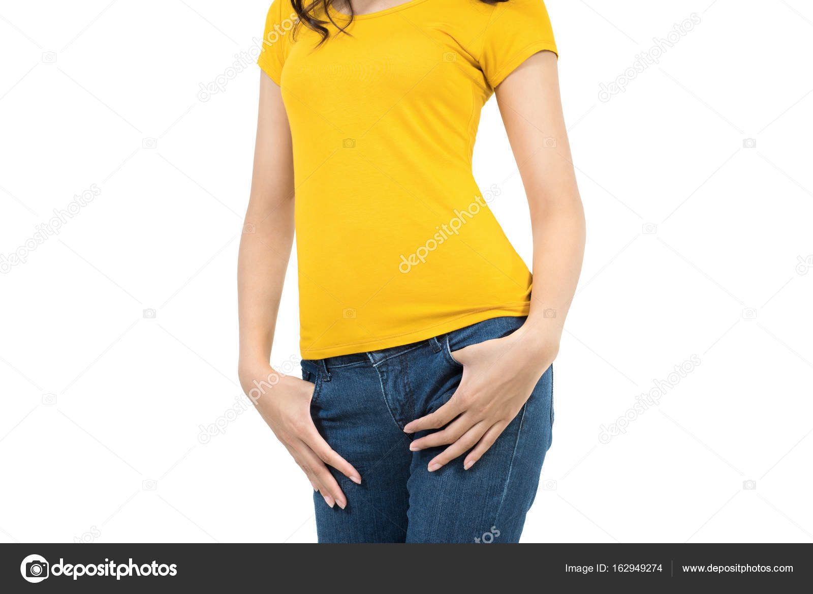 plain t shirt and jeans