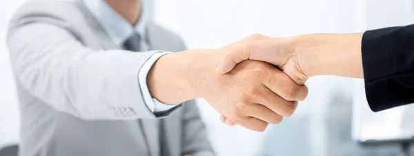 Businesspeople Making Handshake Meeting Room City Office Merger Acquisition Concept — Stock Photo, Image