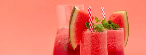 Refreshing Cold Watermelon Fruit Juice Smoothies Drinks Glasses Coral Pink — Stock Photo, Image