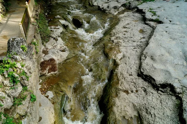 Küçük Dağ Nehri, Kafkas Mineral Suları, Kislovodsk, Rusya