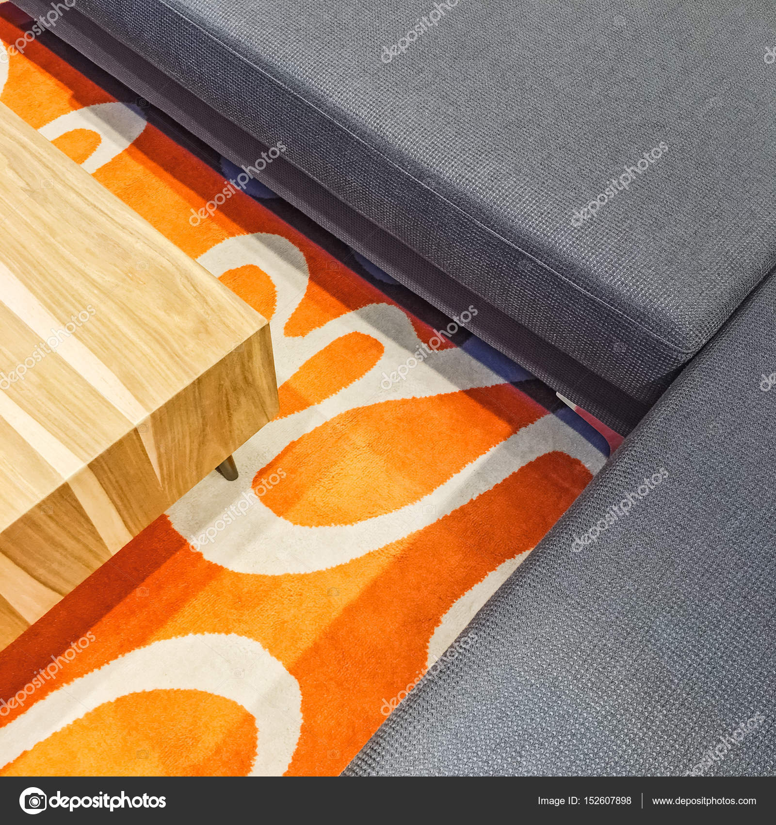 canap dangle gris table basse et tapis orange meubles modernes image de goodmoodphoto - Tapis Orange canap dangle gris table basse et tapis orange meubles modernes image de goodmoodphoto - Tapis Orange