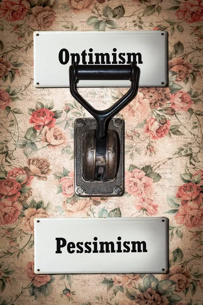 Optymizm znak ulica kontra pesymizm — Zdjęcie stockowe