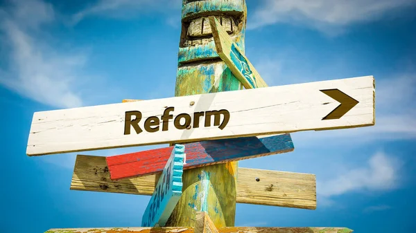 Reform sokak tabelası