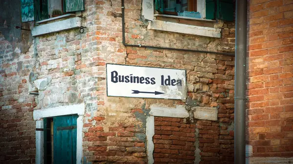 Вуличний знак бізнес ідеї — стокове фото