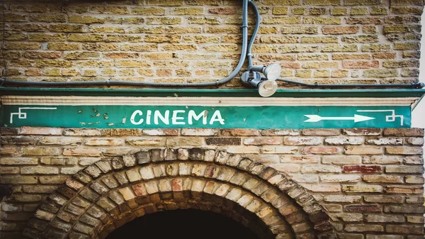 Street Sign to Cinema — Stock Photo, Image