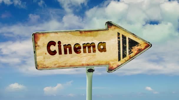 Straat Teken Weg Naar Cinema — Stockvideo