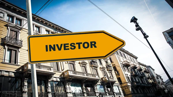 Straßenschild an Investor — Stockfoto