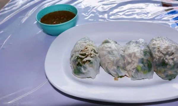 Vietnam comida en un restaurante — Foto de Stock