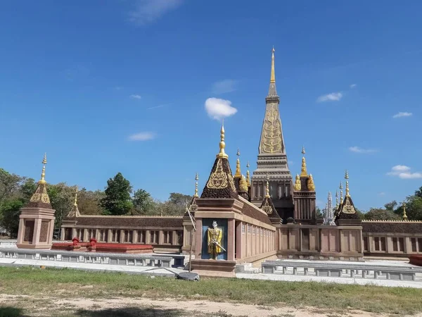 Castillo en los templos de Tailandia — Foto de Stock