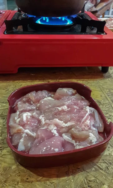 盘子里的鸡蛋和猪肉 — 图库照片