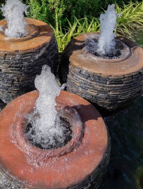 Çeşme bahçe dekorasyon için
