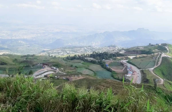 Paysage sur Phu Thap Boek en Thaïlande — Photo