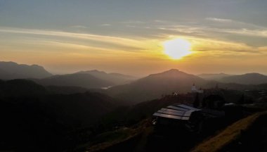 Sabah güneşi Khao Kho Phetchabun Tayland