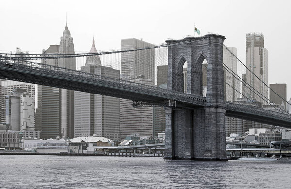 View of Brooklyn bridge in New York, black and white