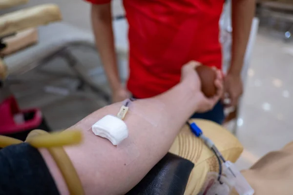 Darování Krve Muži Kontrola Transfuze Krve Identifikace Půst Zdravotní Péče Stock Obrázky