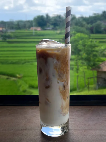 Eismandelmilch Latte Reis Feld Ansicht — Stockfoto