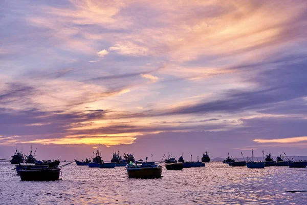 Paysage Avec Mer Bateaux Pêche Colorés Traditionnels Face Mui Vietnam — Photo