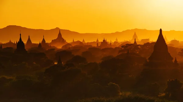 Bagan Myanmar Kasım 2015 Tapınak Bir Sürü Bagan Düz Sunrise — Stok fotoğraf