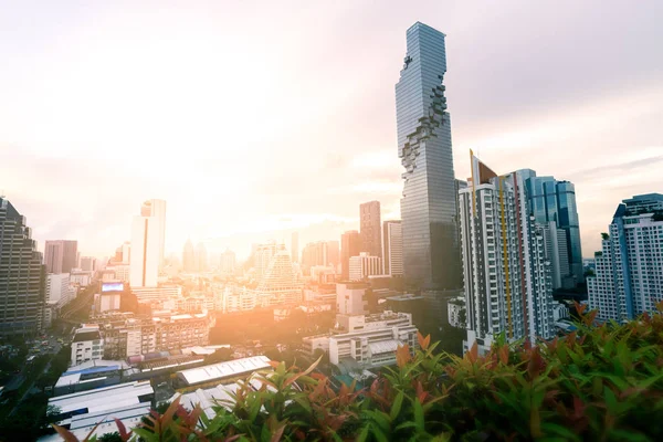 Cityscape do edifício moderno na cidade de Bangkok, Tailândia . — Fotografia de Stock