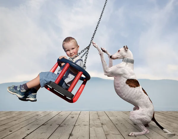 Niño y perro — Foto de Stock