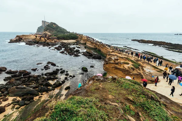 Aerial View Diversiteit Van Toeristen Wandelen Yehliu Geopark Een Kaap — Stockfoto