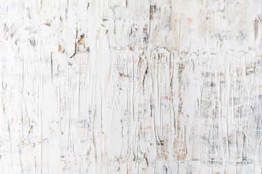 Gazete duvarına boyanmış pürüzsüz beyaz. Özgeçmiş için mükemmel. Soyut doku. Beyaz duvar kağıdı.