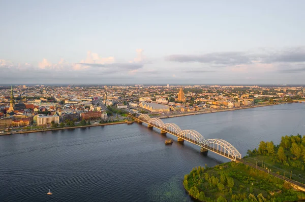 Riga Letonia Julio 2019 Foto Vista Aérea Desde Puente Panorámico — Foto de Stock