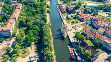 1971 'den beri (1967' ye kadar Klaipeda, Litvanya 'nın başkenti Klaipeda' da (seri) en popüler restoranlar olan 