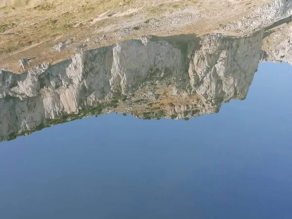 Antequera 'daki Ayna Gölü, Malaga Endülüs, İspanya