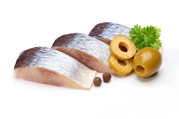 Makrela z oliwkami — Zdjęcie stockowe