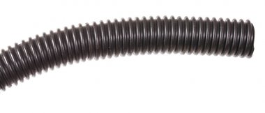 izole beyaz zemin üzerine siyah oluklu boru