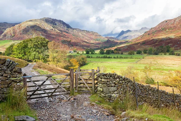 Puerta de entrada a Little Langdale y The Pikes — Foto de Stock