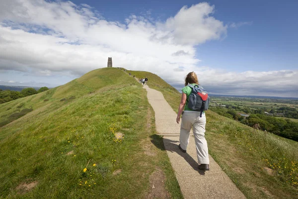 Caminando por Glastonbury Tor —  Fotos de Stock