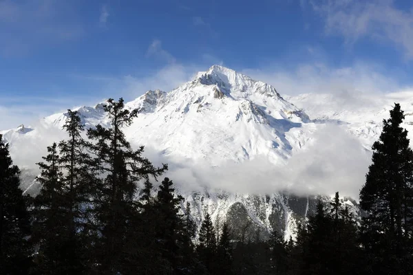 凹み Parrachee ローヌ ・ アルプ、サヴォワ、フランスの山 — ストック写真