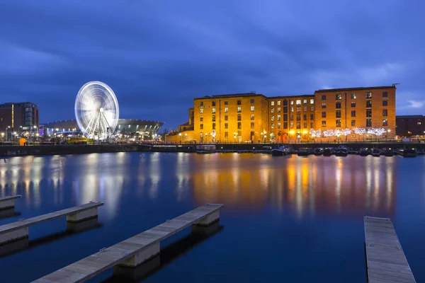 Albert Dock and Arena Liverpool — Stock Photo, Image